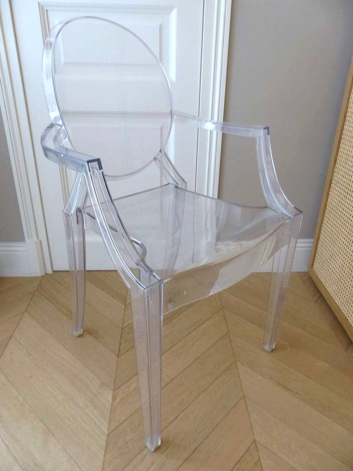 Fauteuil Kartell " Louis Ghost " Cristal design Philippe Starck