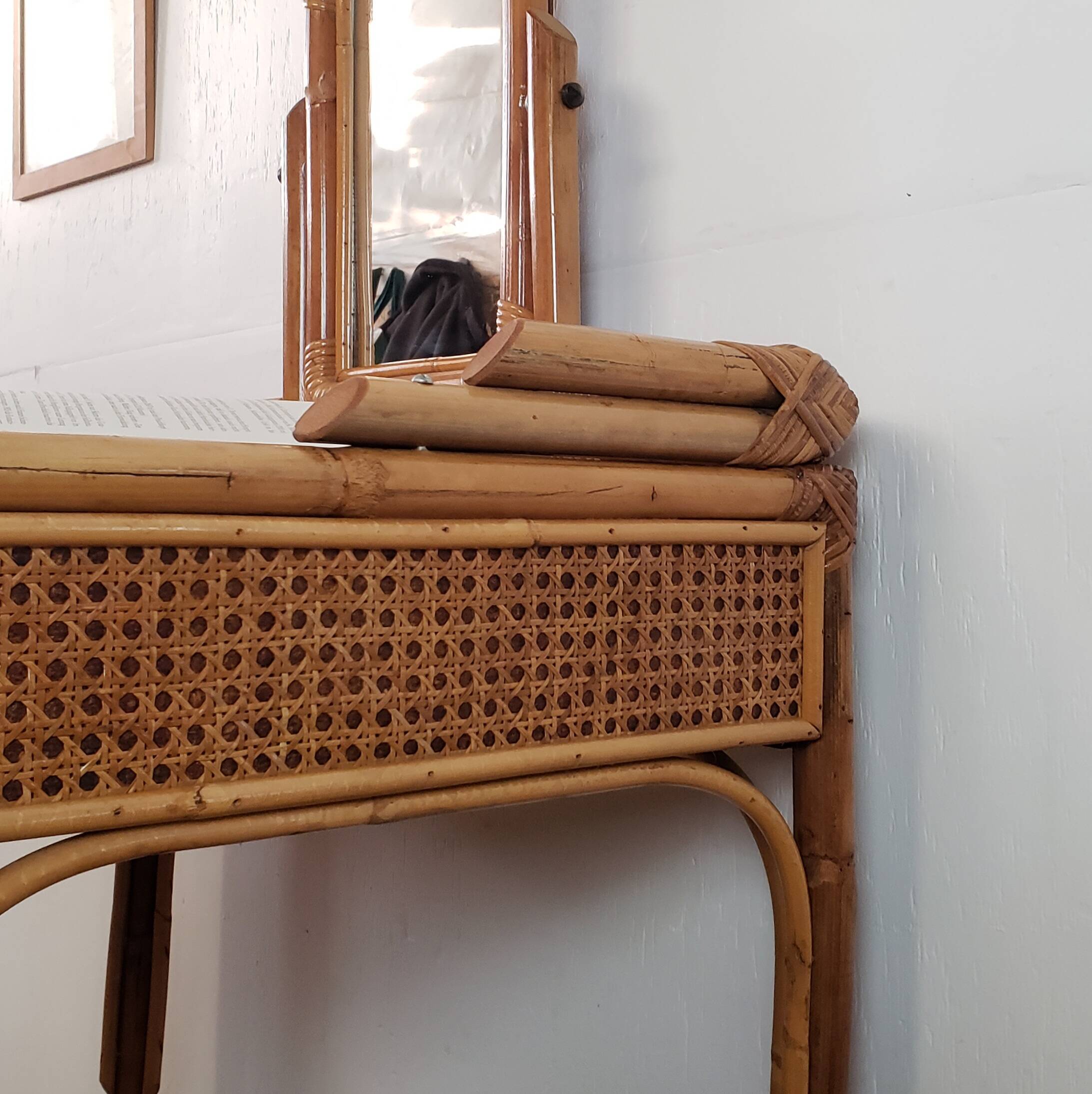 Vintage dressing table