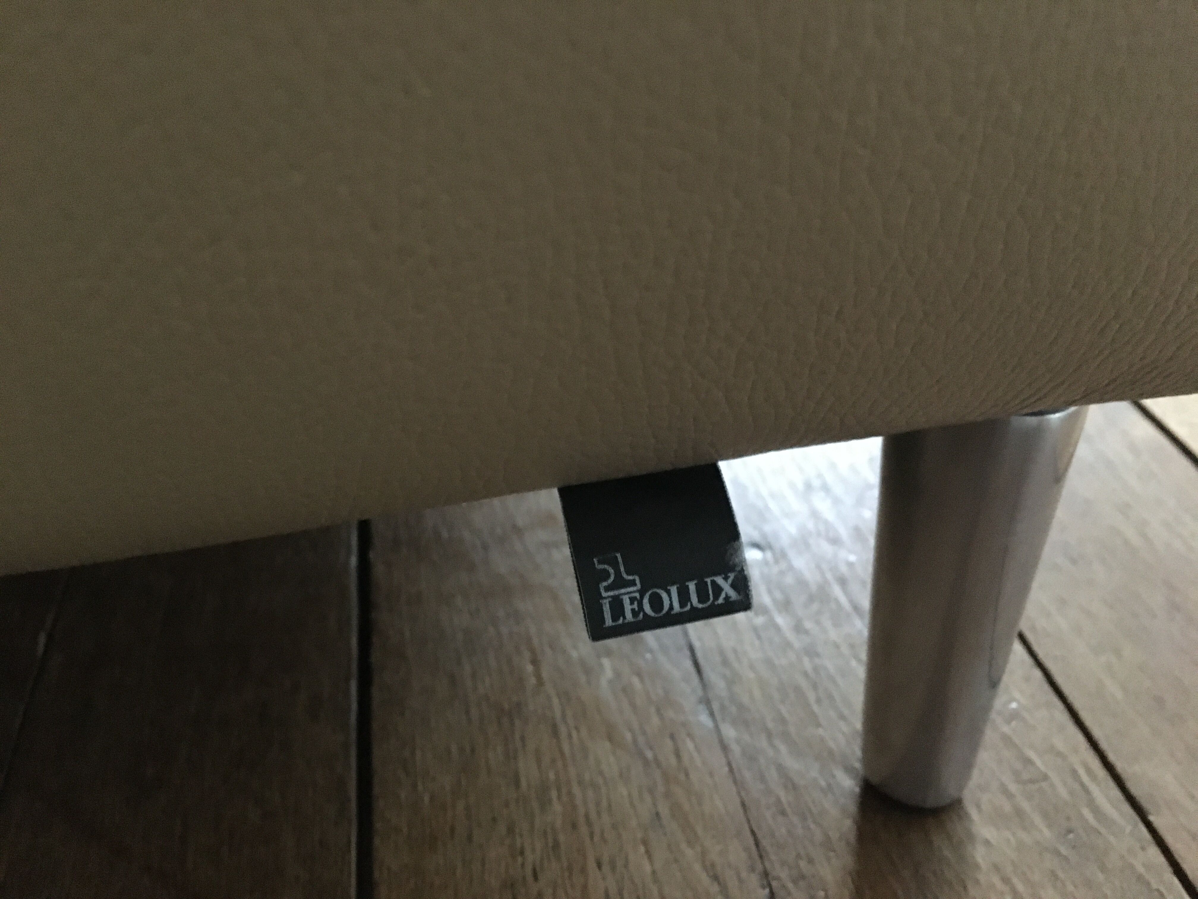 Léolux sofa in beige leather/cream new