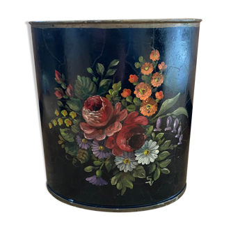Basket in painted sheet metal Napoleon III signed black background and flowers