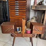 Travailleuse pied compas vintage