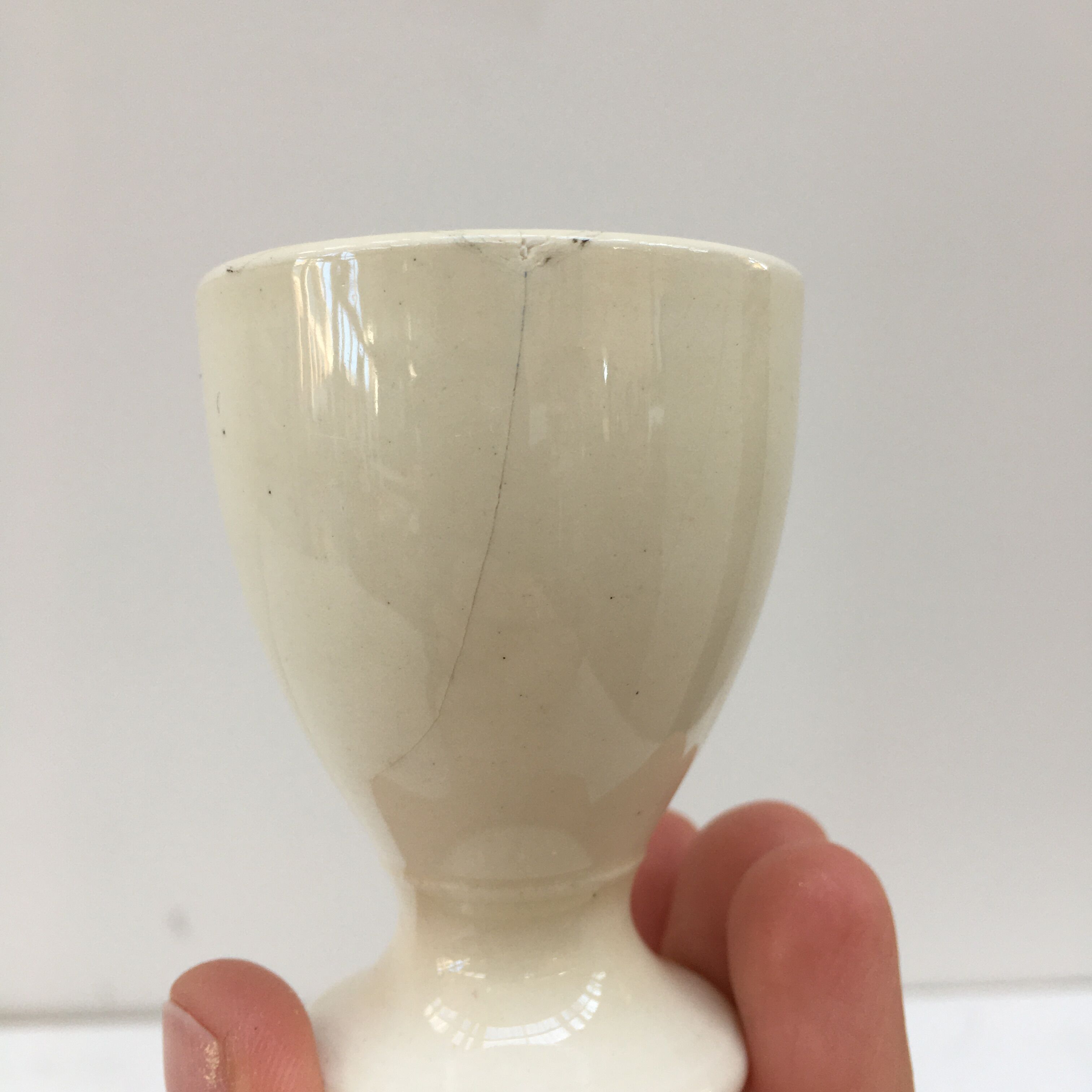 Series of four vintage ceramic coquetiers