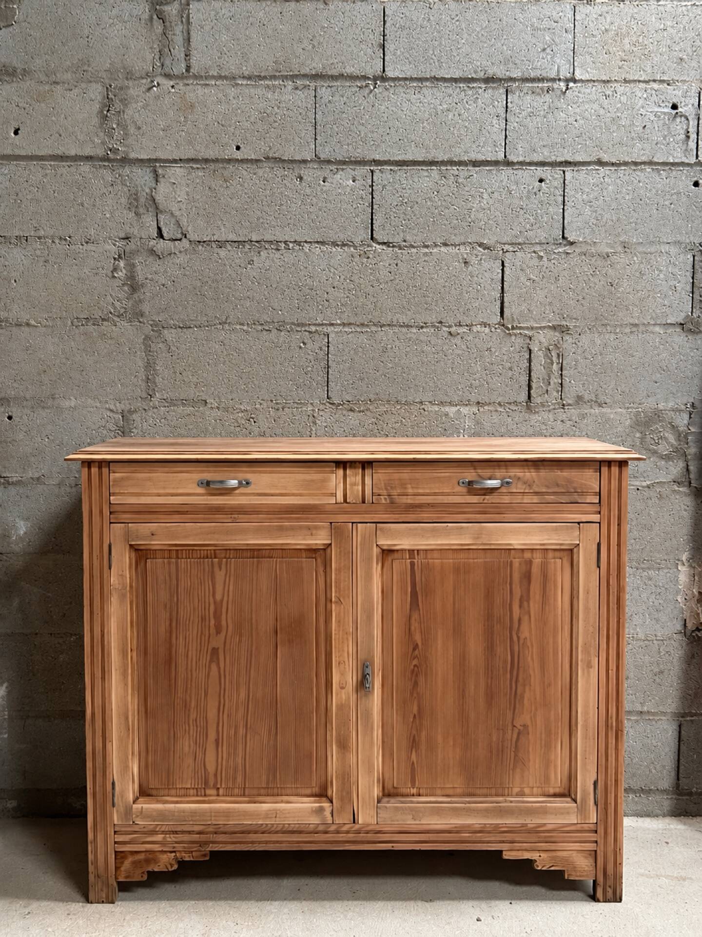 Antique buffet in solid pitch pine