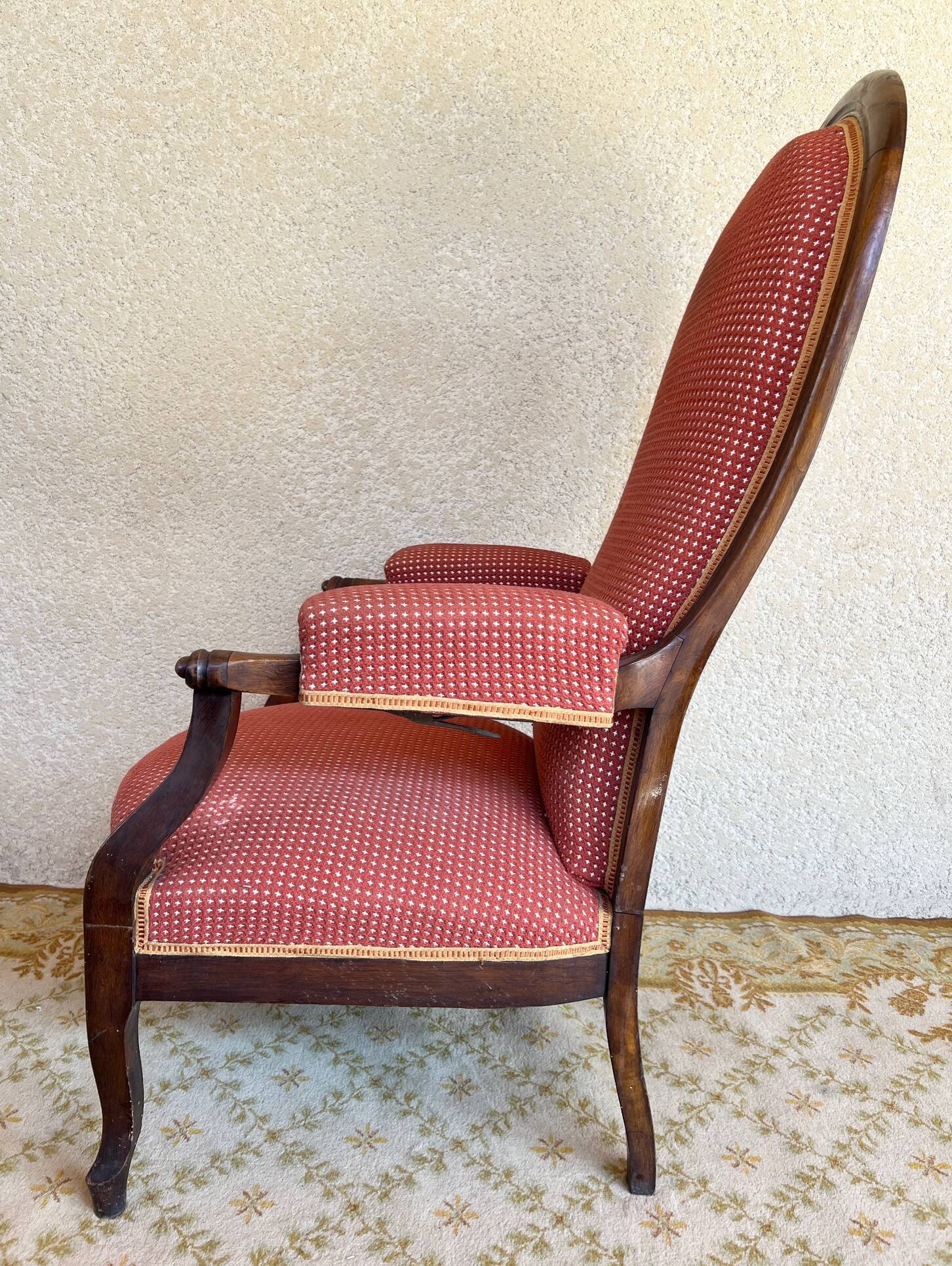 19th century Voltaire rack and pinion armchair in walnut