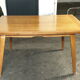 Table vintage de salle à manger