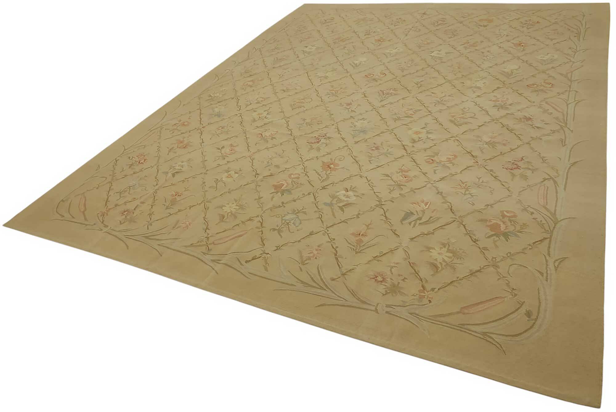 Handmade European Vintage Aubusson Kilim 272 cm x 360 cm