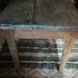 Farm table