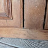 Low oak furniture in the Dudouyt style, with a sculpted front.