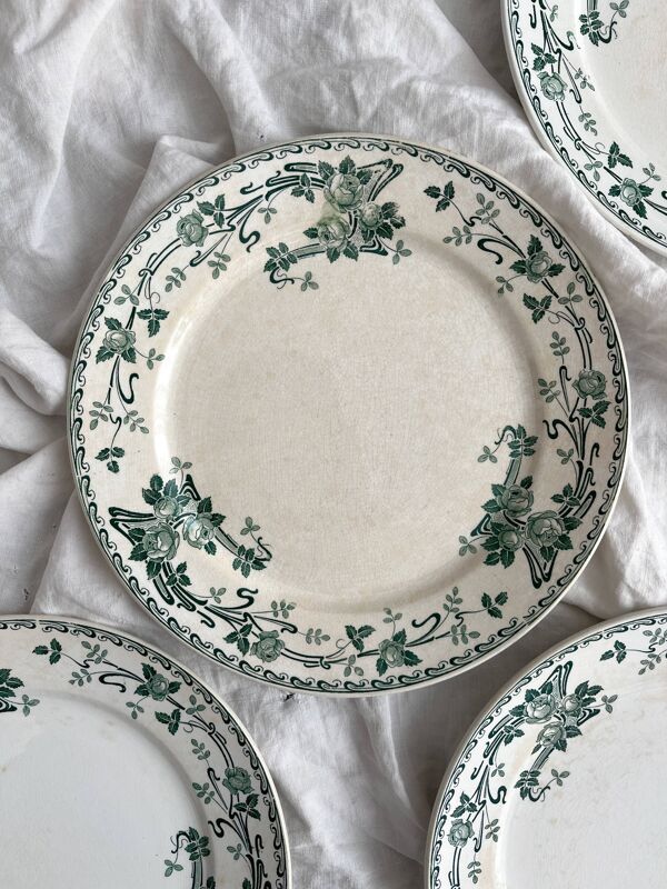 4 assiettes plates en terre de fer ''Rosa'' Boch Freres Keramis BFK