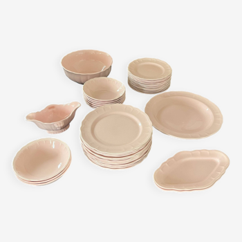 Salins 38-piece pink dinnerware set