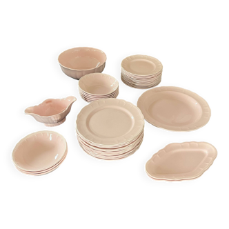 Salins 38-piece pink dinnerware set