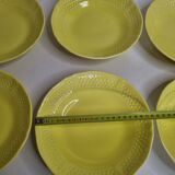 Ensemble de six assiettes creuses jaune grains de riz, "Bon vivant", Gien, 21 cm