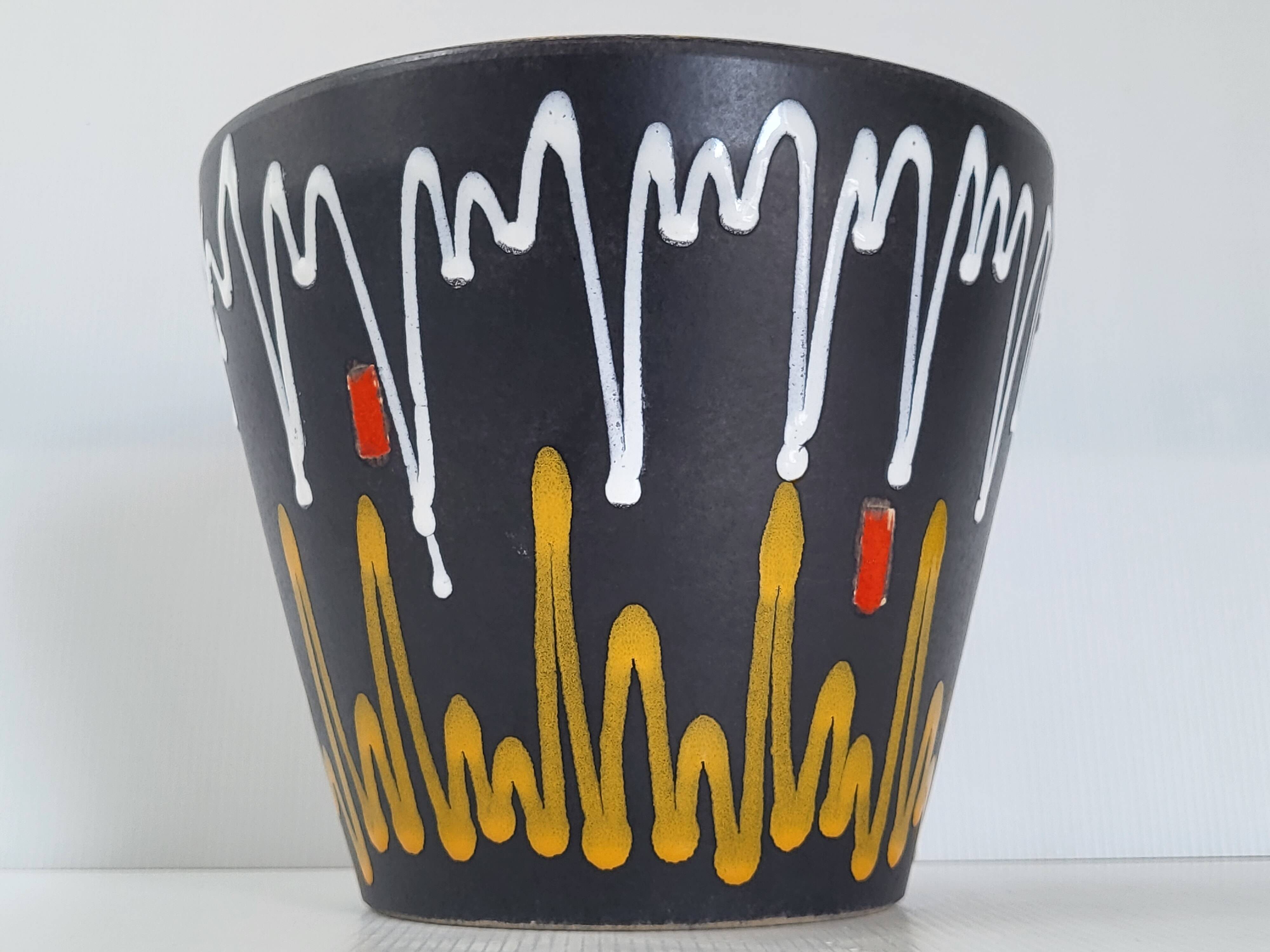 Vintage pot cover 1950