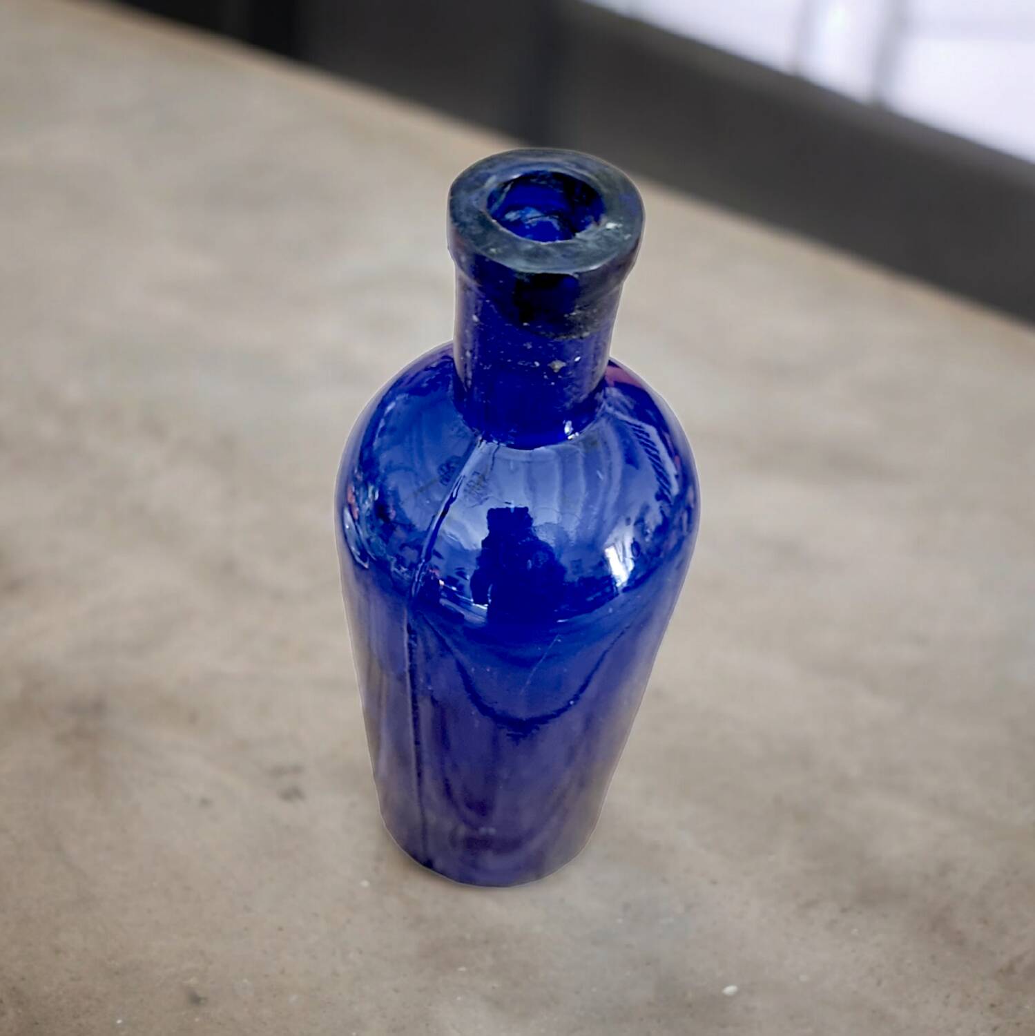 Apothecary bottle