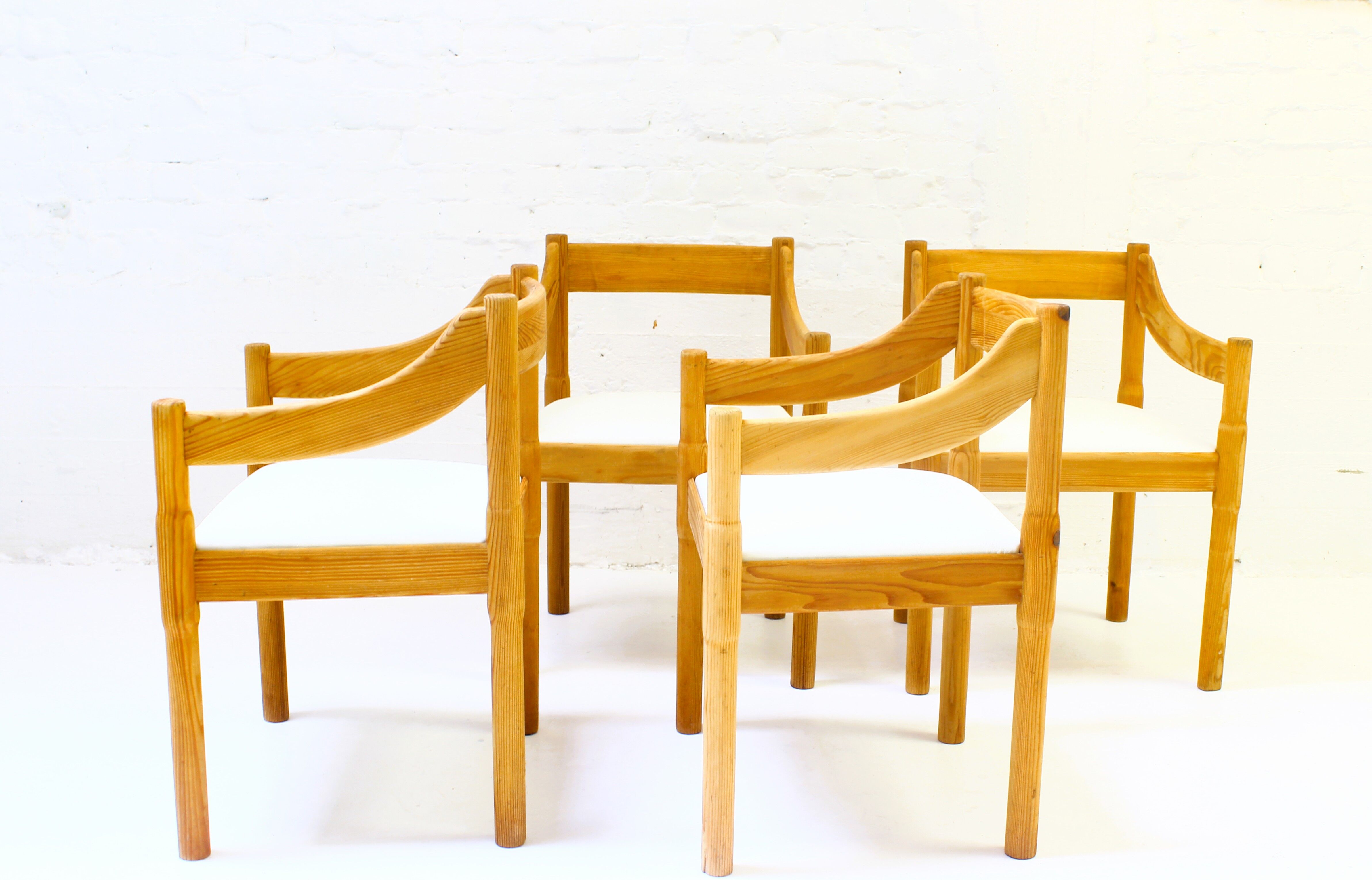 4 dining chairs "Carimate" by Vico Magistretti for Cassina,