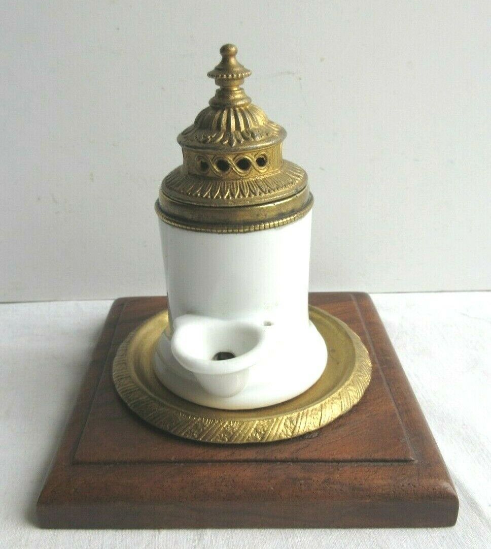 Paris porcelain inkwell and gilded bronze, Empire Charles X style