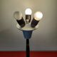 Pied de lampe industrielle  Lumi en métal - trois feux - années 70 - Italie