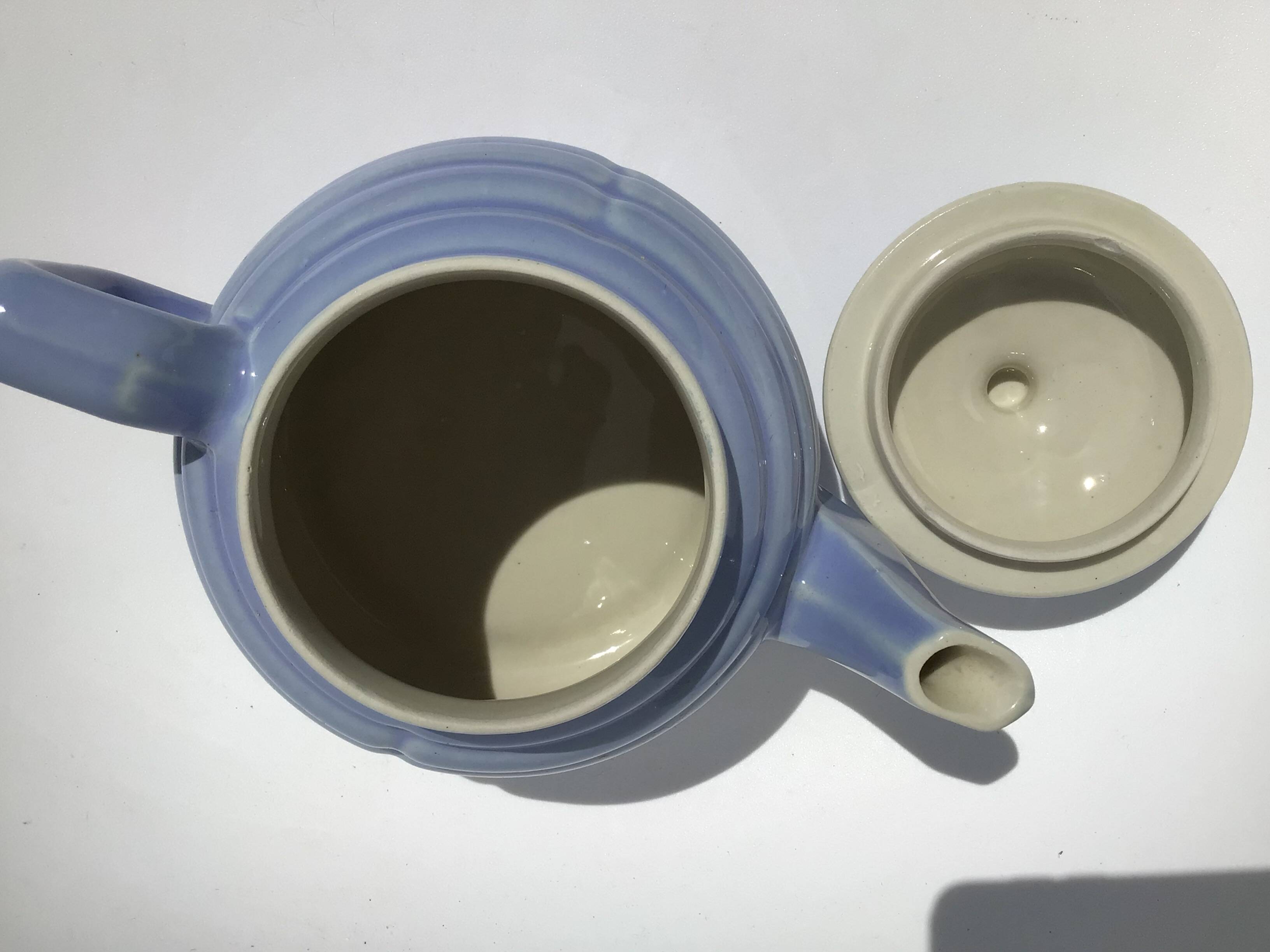 Parma art deco corrugated stoneware teapot 4/6 cups