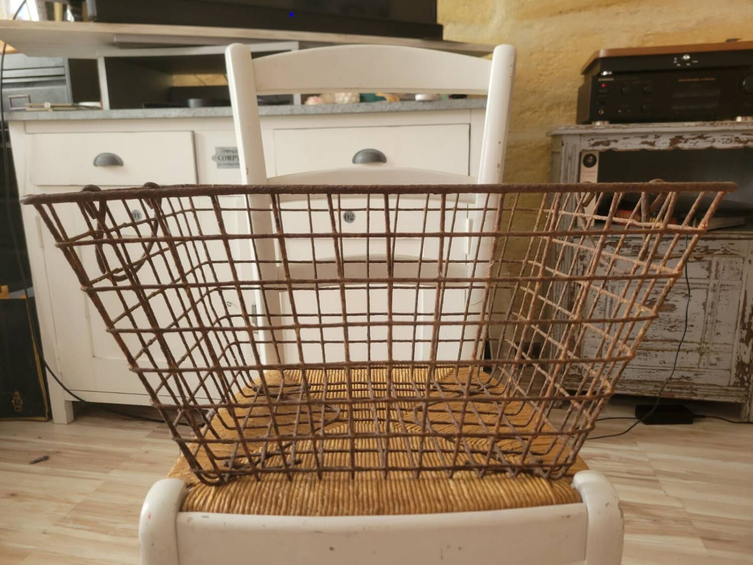 Man or oyster basket