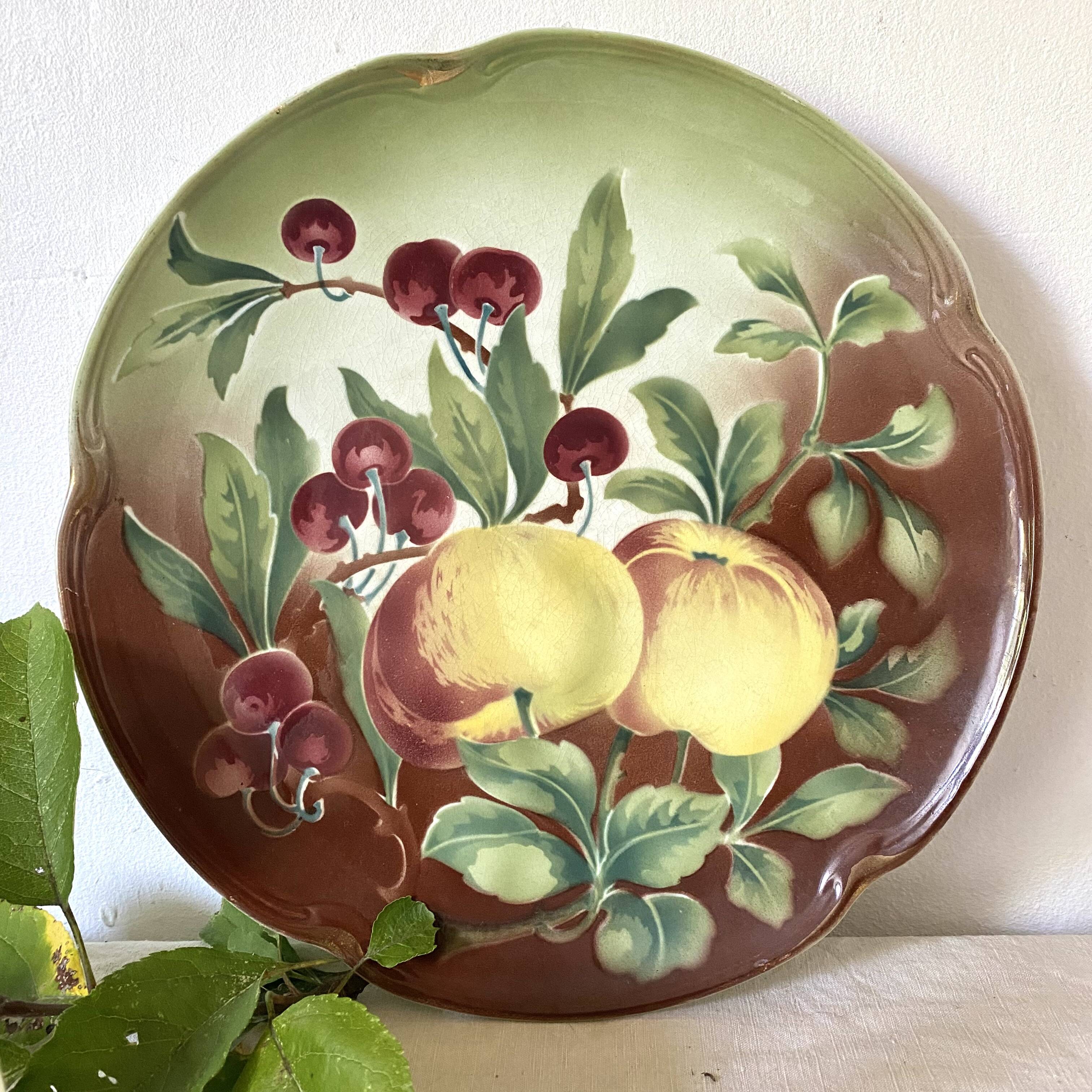 Antique dish from the late 19th and early 20th centuries K & G Luneville