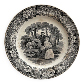 Assiette ancienne en faïence fine "Le chiffre" Montereau 19eme siècle