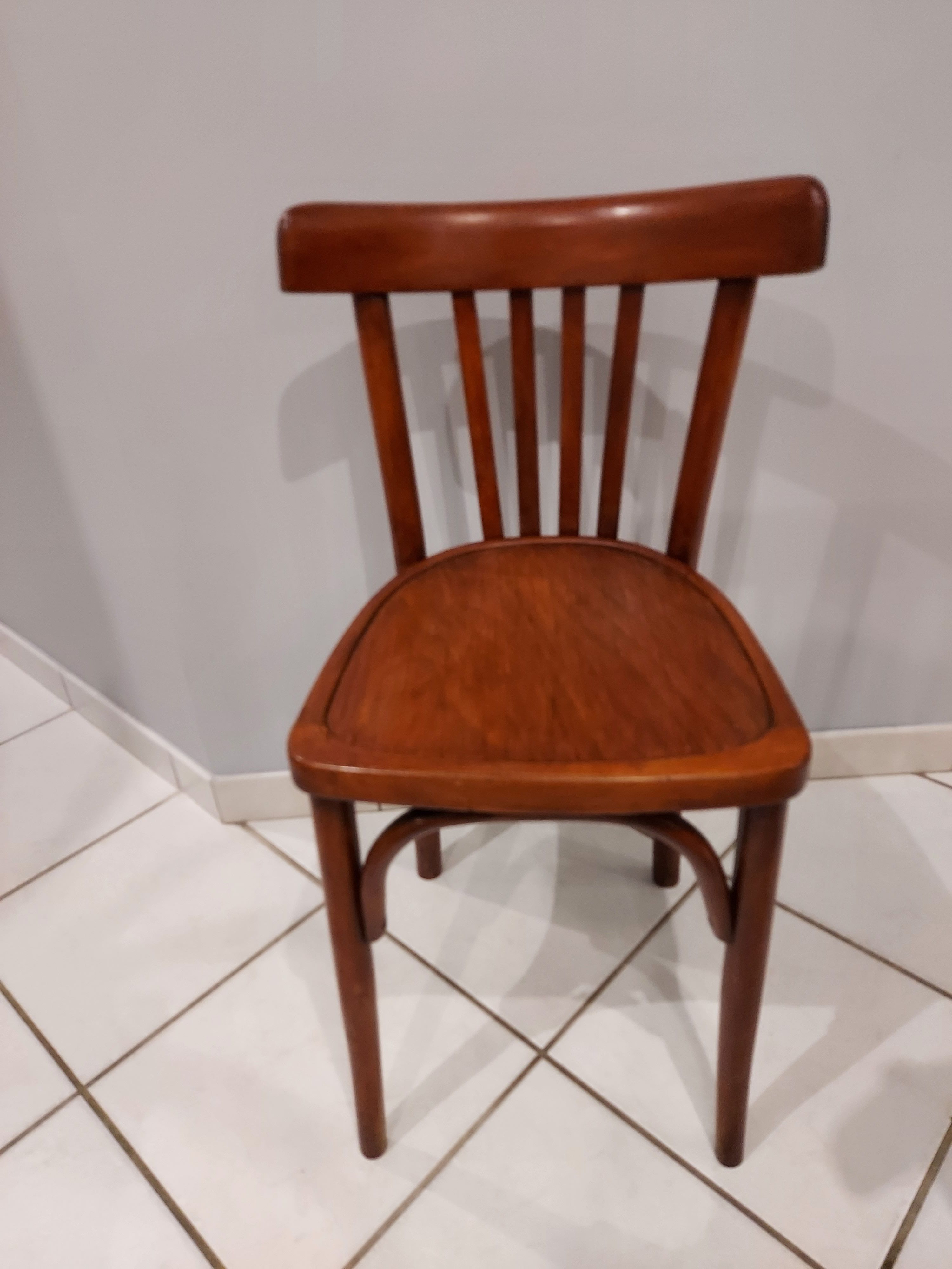 Suite de 6 chaises de Bistrot vintage années 1950