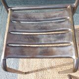 3 chaises en métal, style Tolix