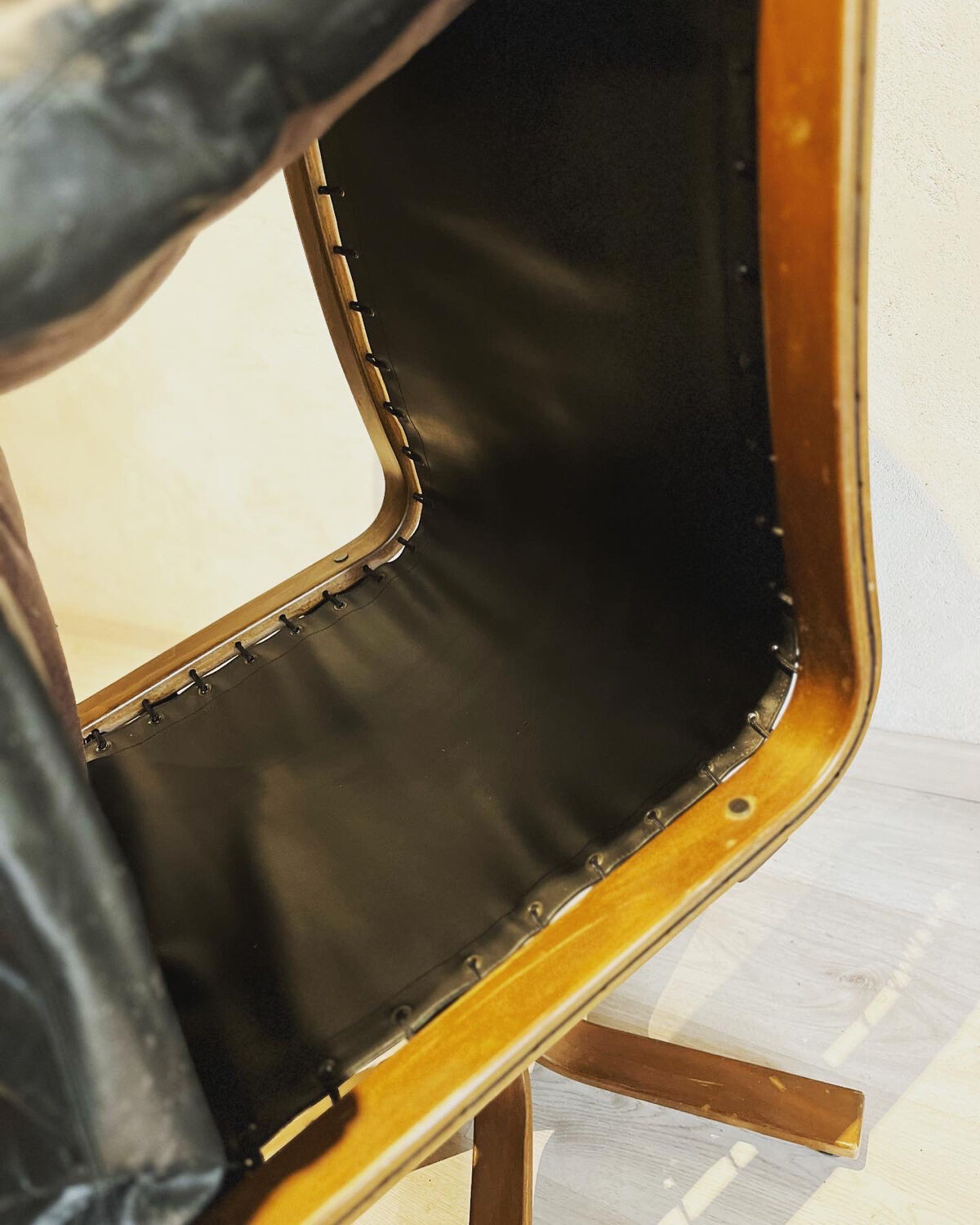 Vintage office chair 1970