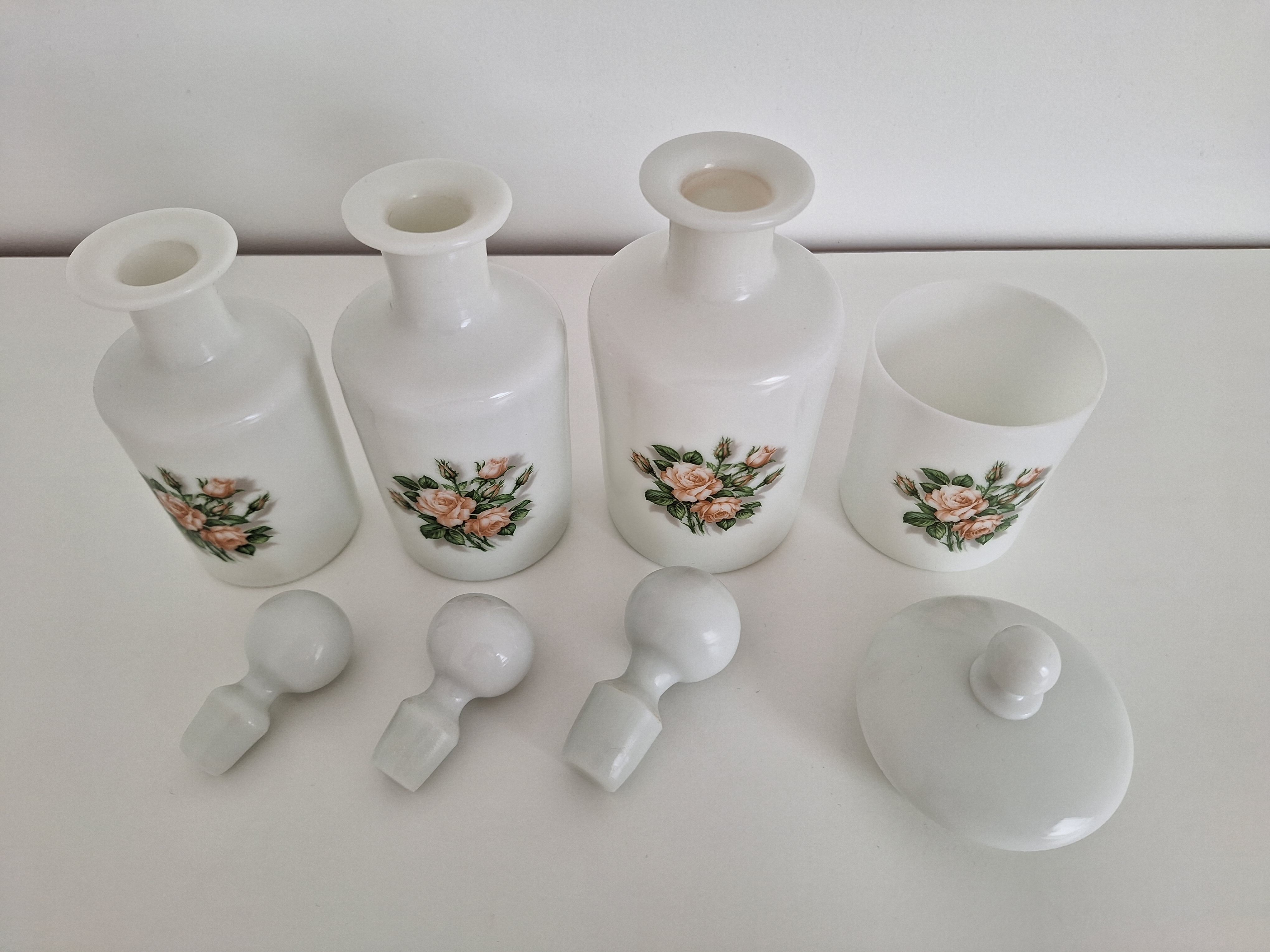 Vintage toilet service