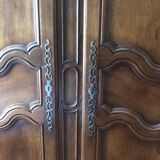 Armoire en chêne style Louis XV