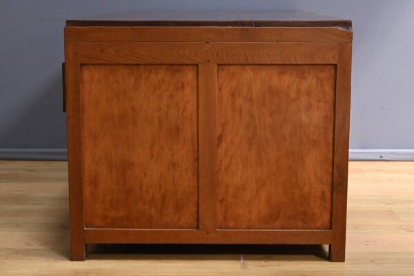 Bureau de Commerce en Teck – 1930