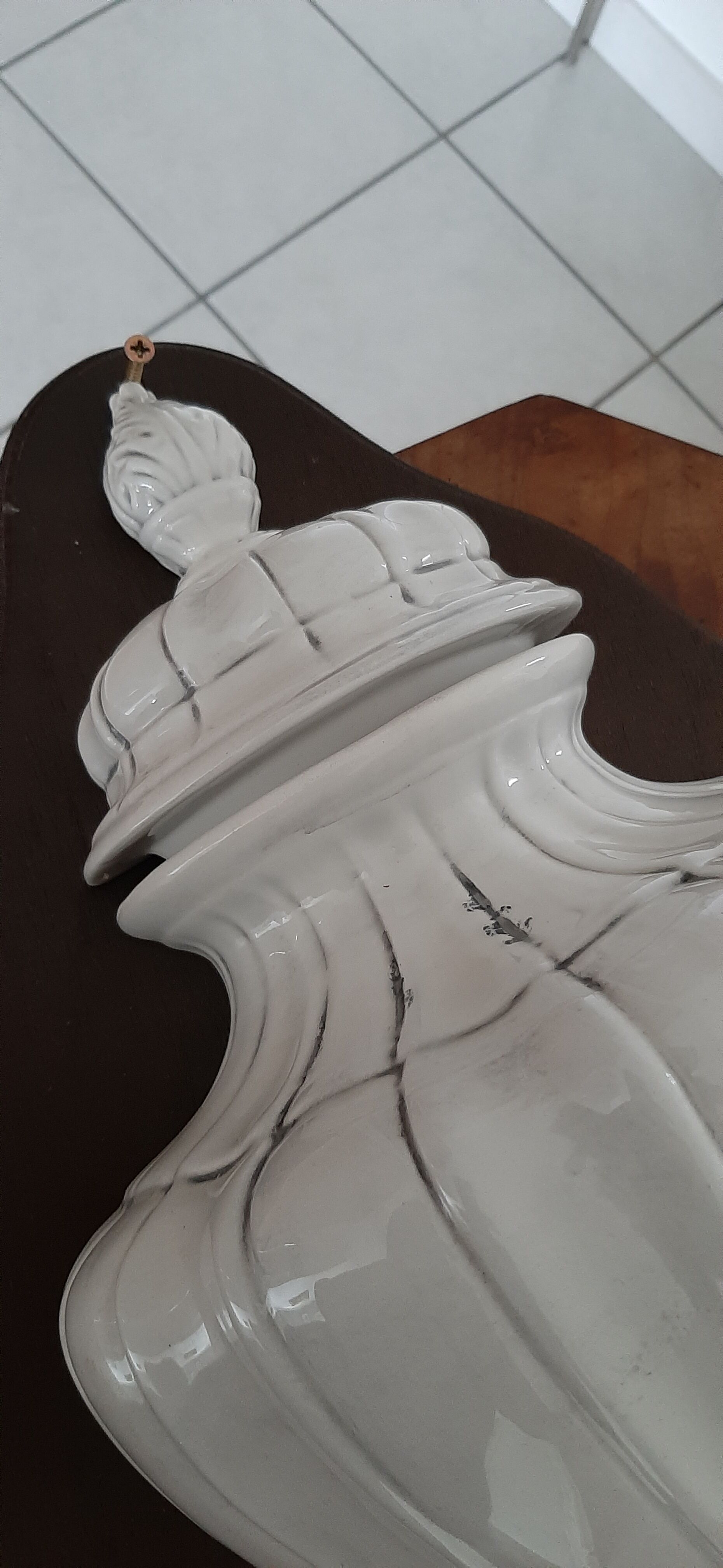 Earthenware fountain