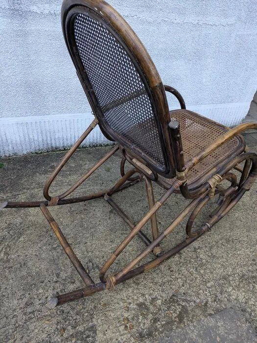 Rocking chair