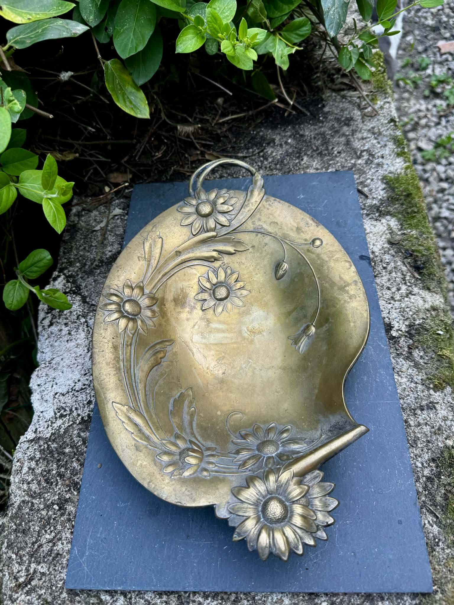Brass pedestal plate signed WMF Jugendstil Art Nouveau