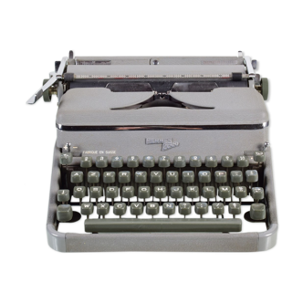 Hermes 2000 typewriter