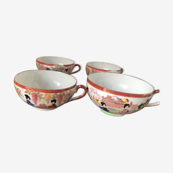 Set of 4 cups Japanese Porcelain
