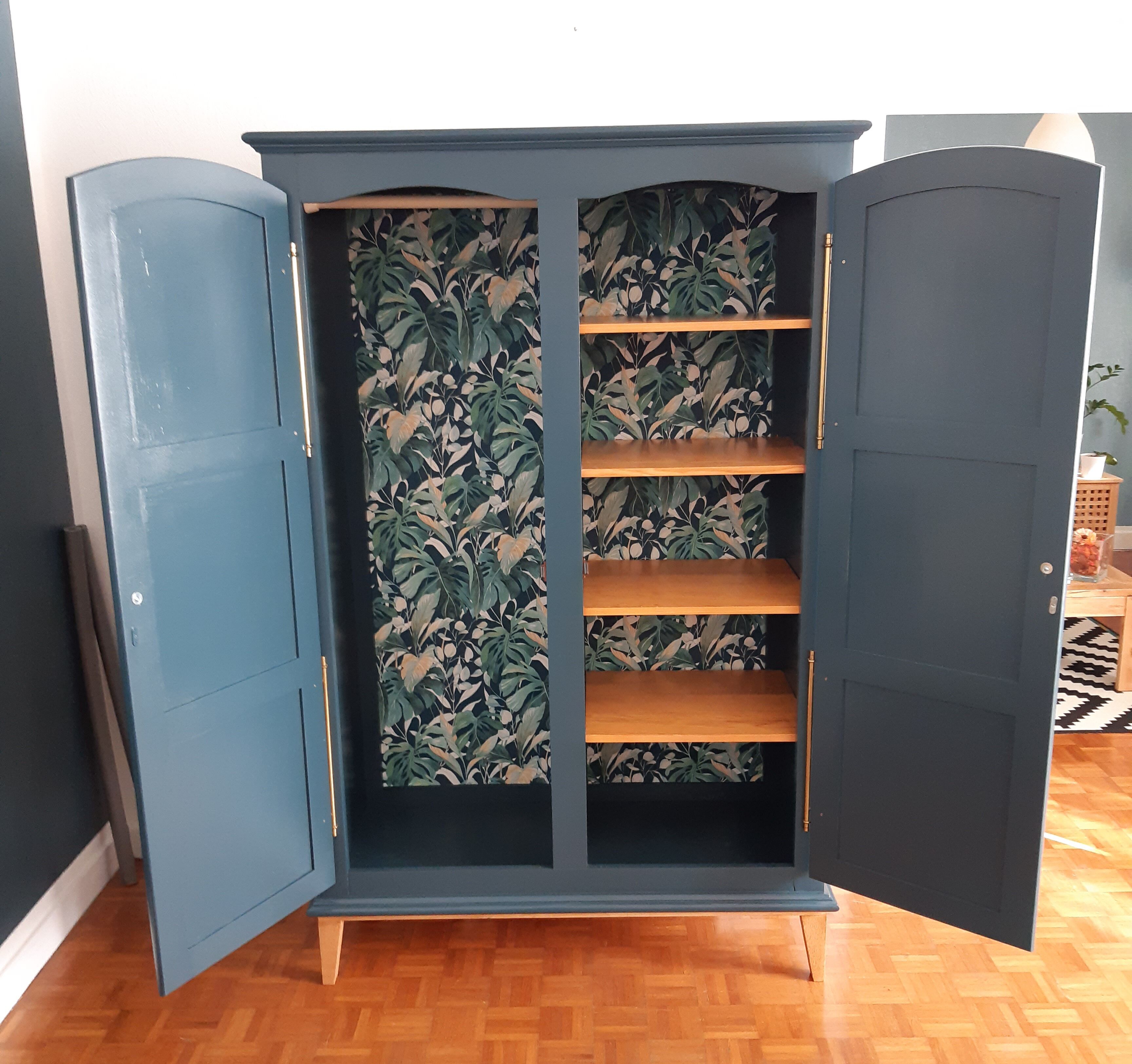 Scandinavian wardrobe wardrobe ganne blue