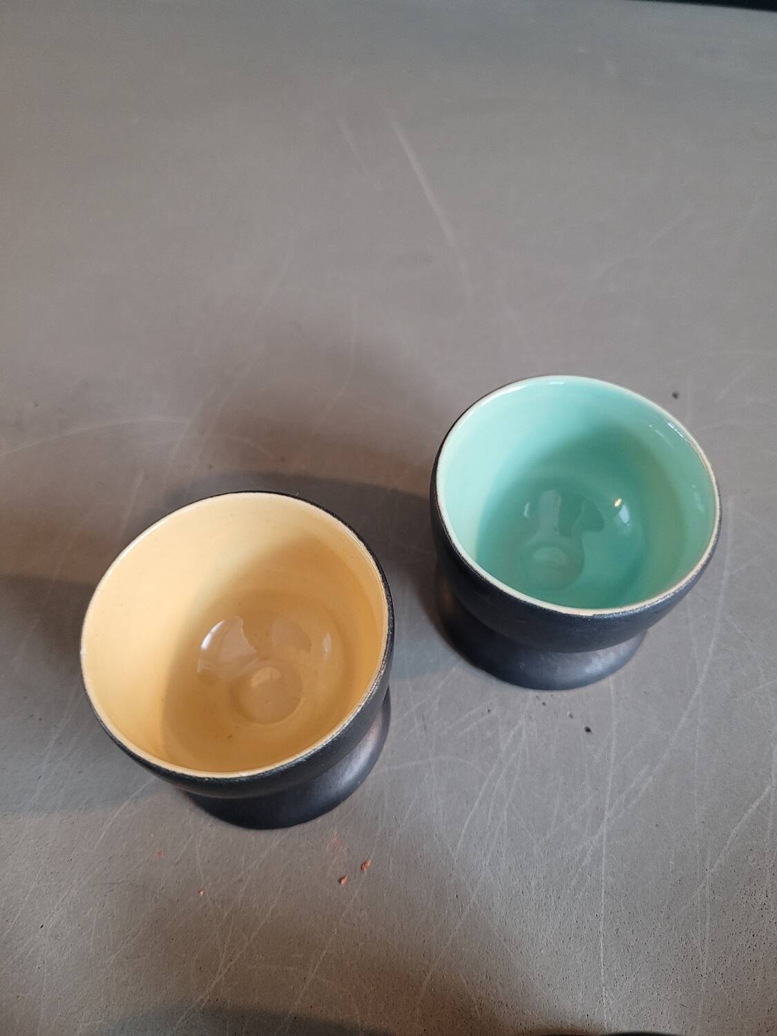 Set of 6 black and colored ceramic egg cups