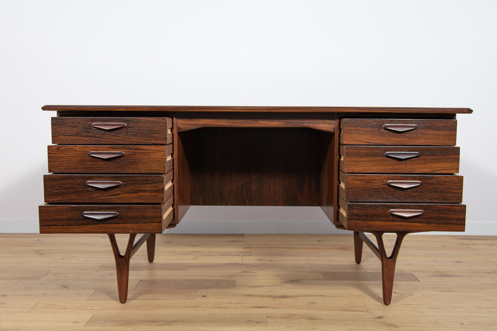 Mid-Century Freestanding Rosewood Desk, 1960s