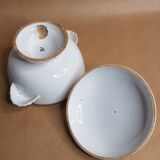 White enamelled ceramic candy box