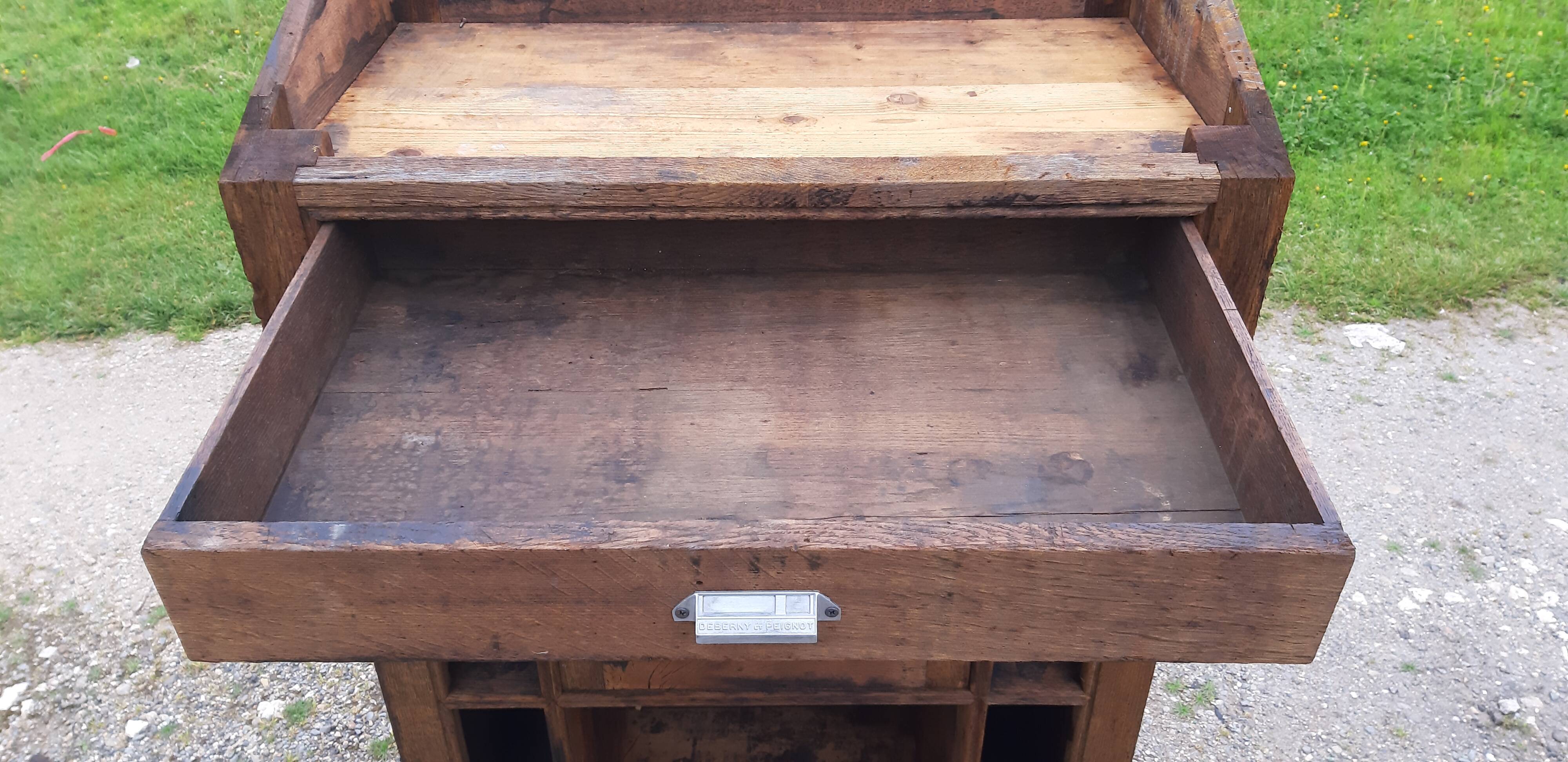 Furniture store box oak