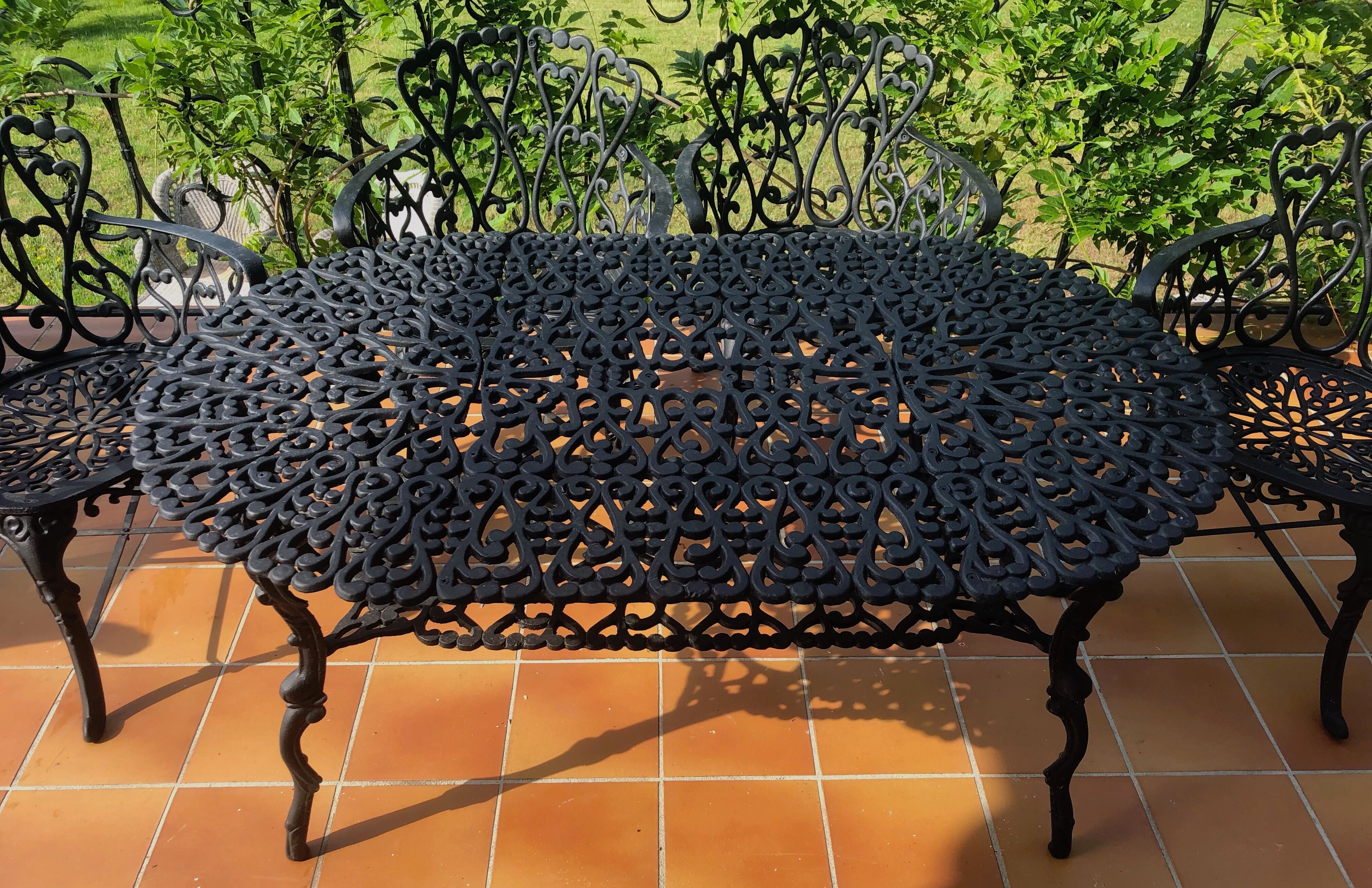 Ancient cast iron garden lounge