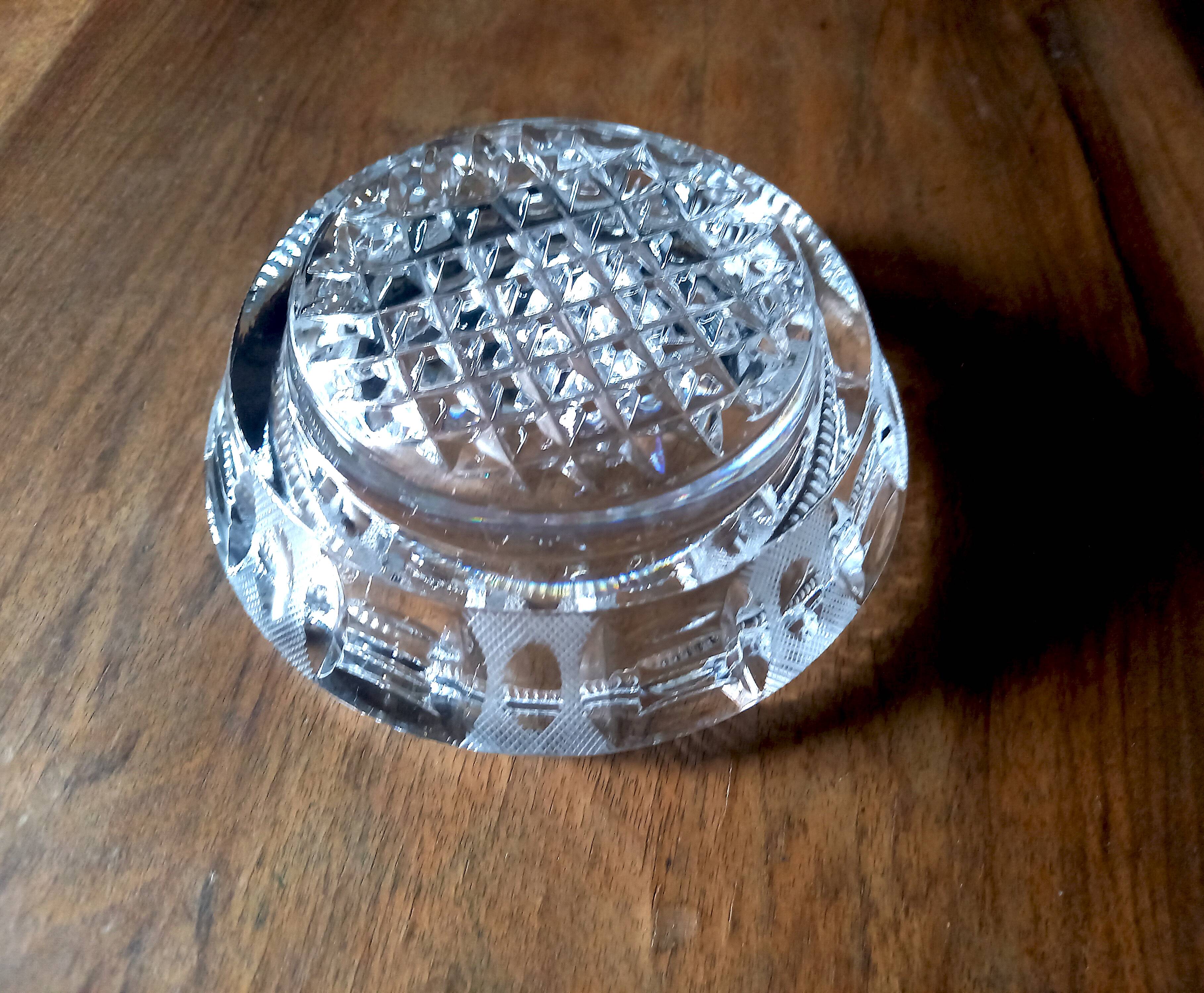 Old cut crystal ashtray Art Deco decor Vintage 40s/50s