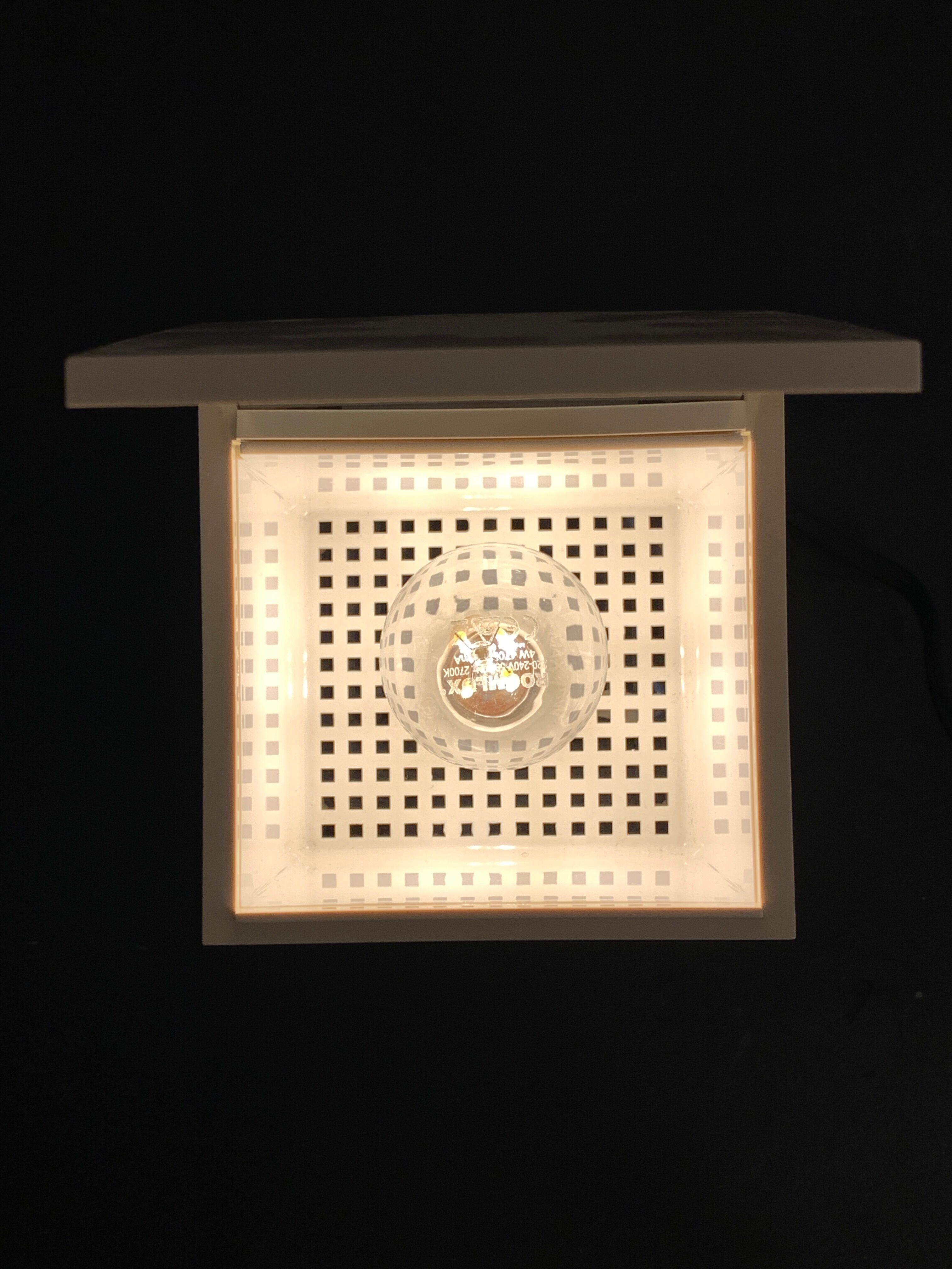 Italian cube lamp Cuboluce, first edition of 1972