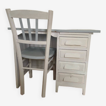 Children's desk and chair