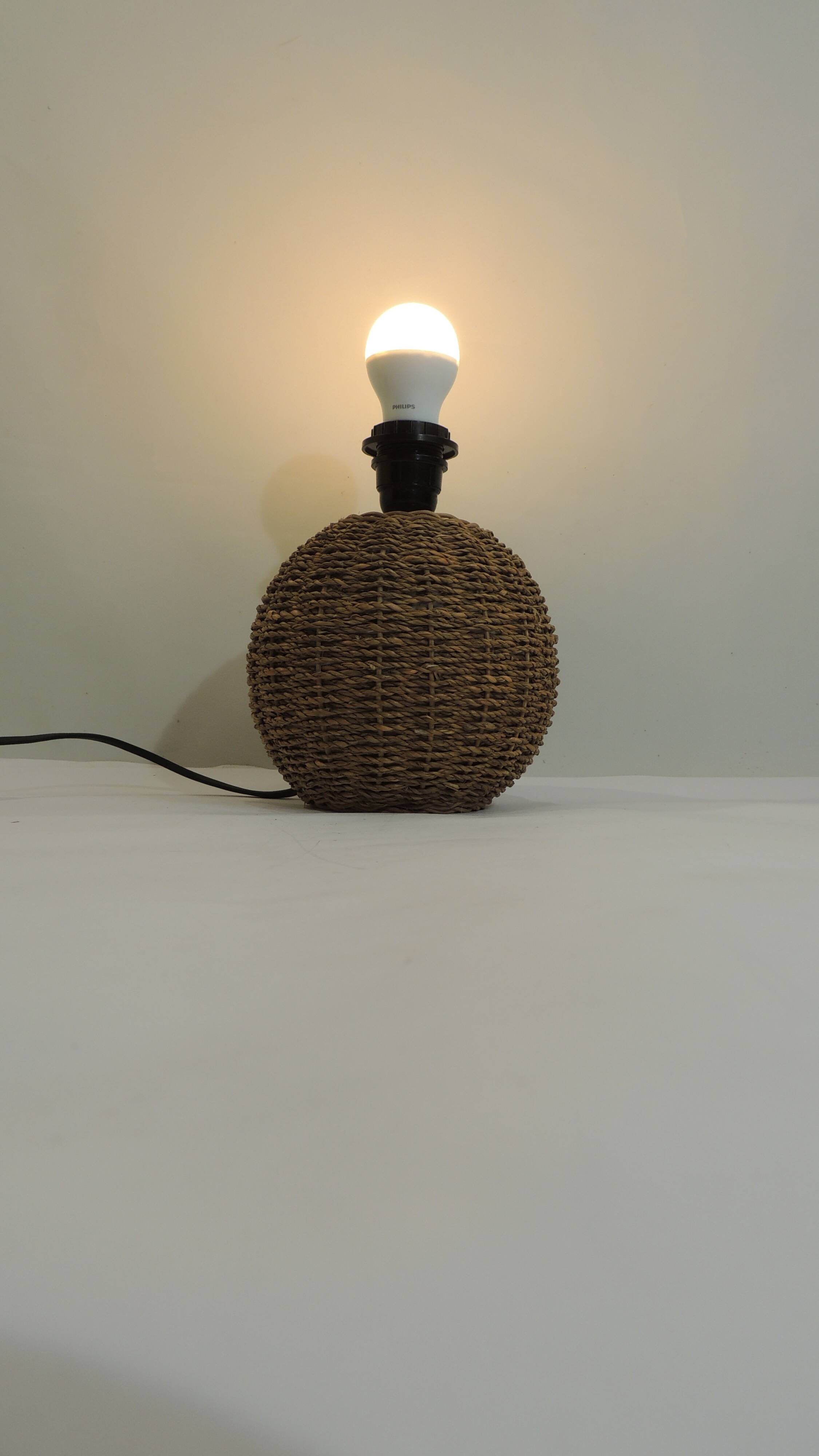 Vintage wicker and ceramic lamp – 1970s – Natural bohemian lamp