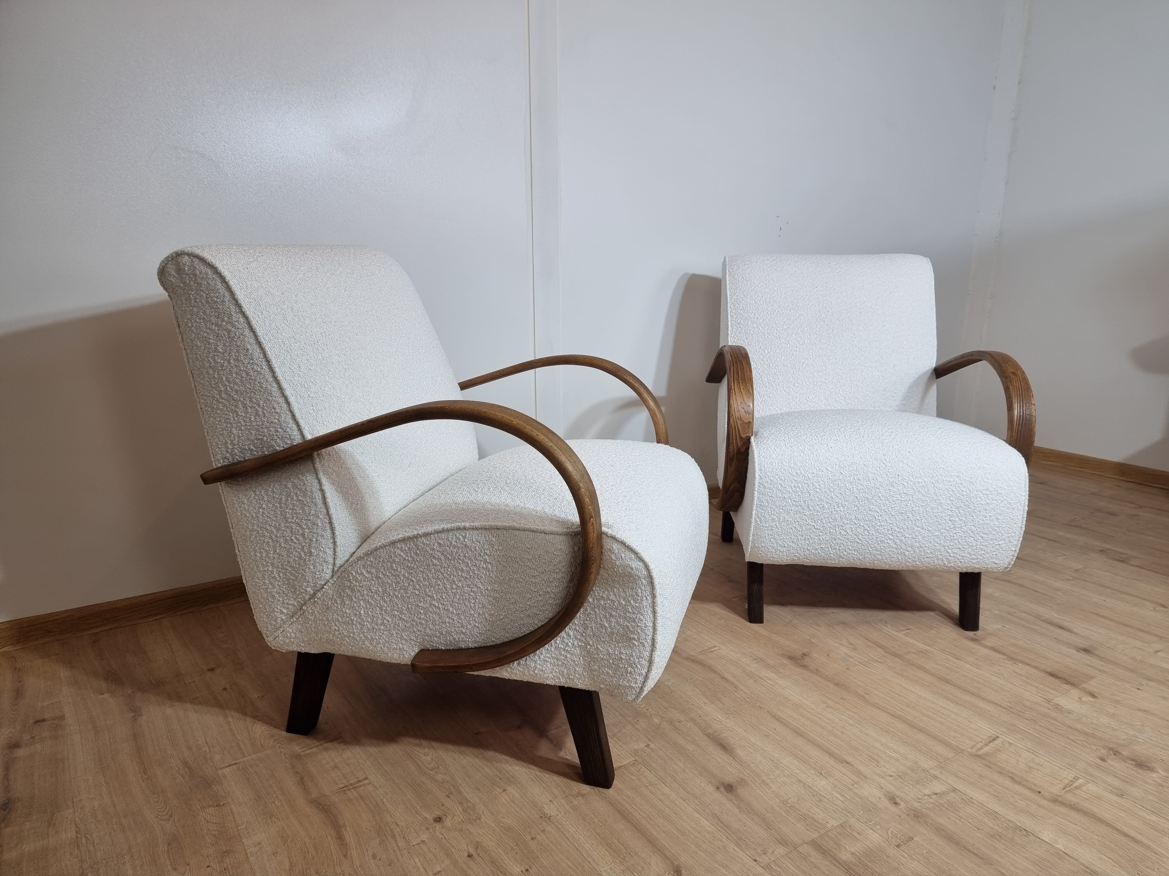 Pair of armchairs by Jindrich Halabala