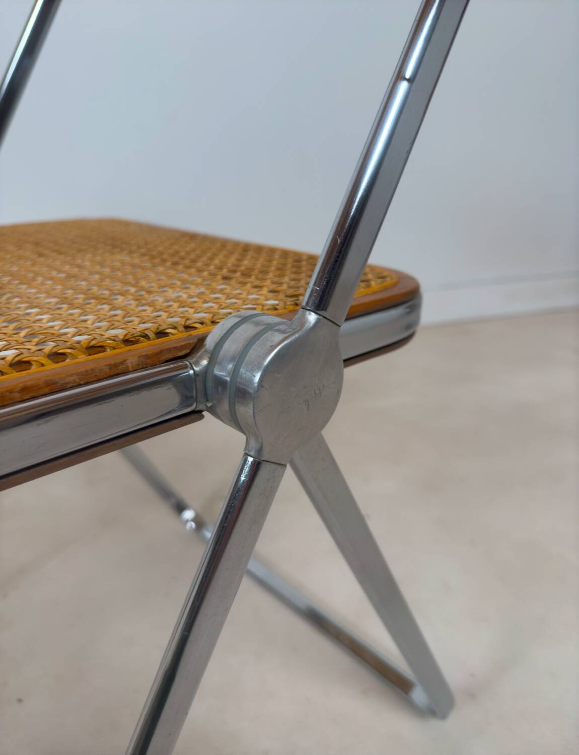 Ensemble de 5 chaises « Plia » par Giancarlo Piretti pour Castelli