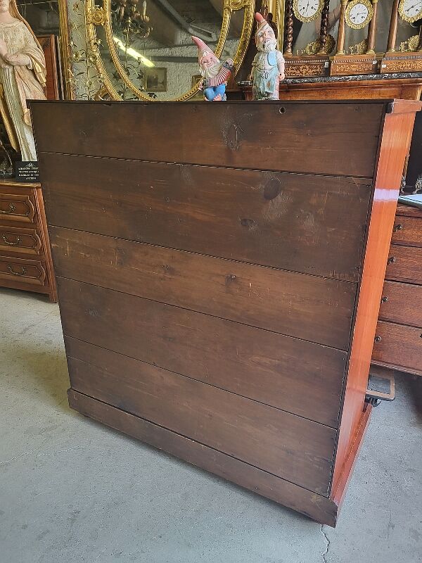 English style mahogany chest of drawers with 6 drawers