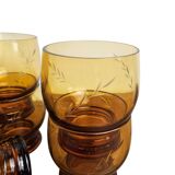 7 vintage engraved amber glasses – retro brown glass from the 70s